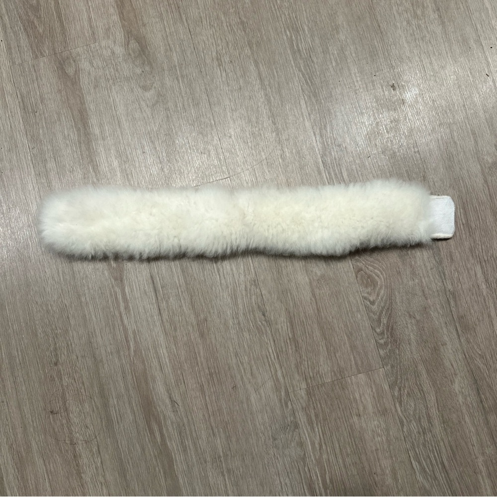 White Rabbit Fur Headband - Picture 2 of 4